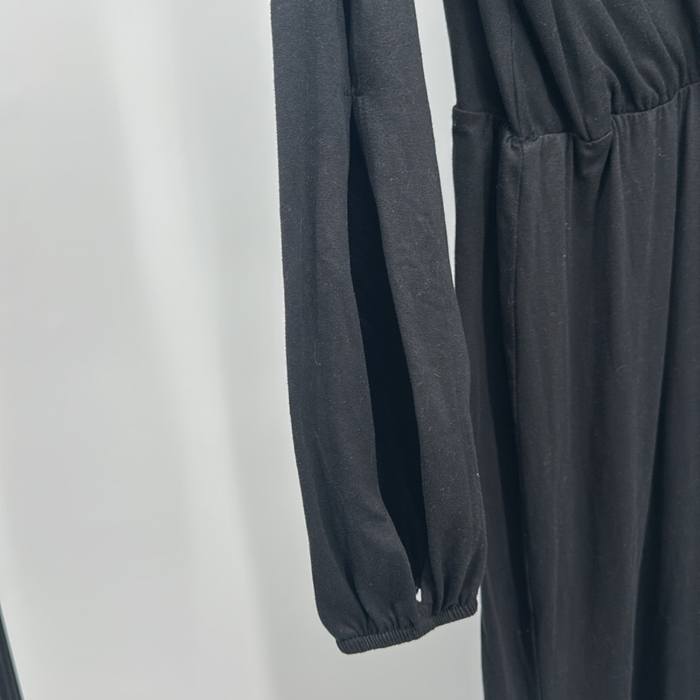 No Boundaries Black One Shoulder Cuffed Sleeve Dress pants - Picture 5 of 5